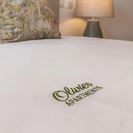 The Romantic Nest - The Perfect Getaway At Downtown, 6th-floor No Lift Apartment Lisbon
